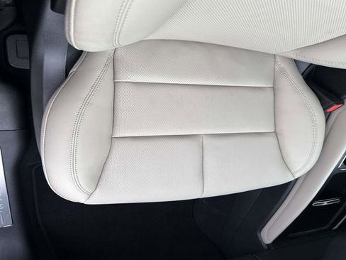 New 2026 Lincoln Corsair Premiere FWD image 18