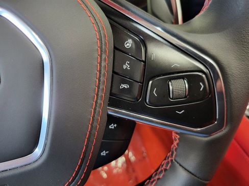 Used 2024 Chevrolet Corvette Stingray Premium Conv w/ Z51 Performance Package image 19