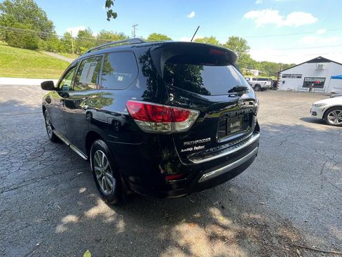 Used 2015 Nissan Pathfinder SV AWD/4WD image 6