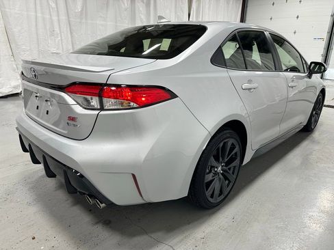 Used 2025 Toyota Corolla SE image 7