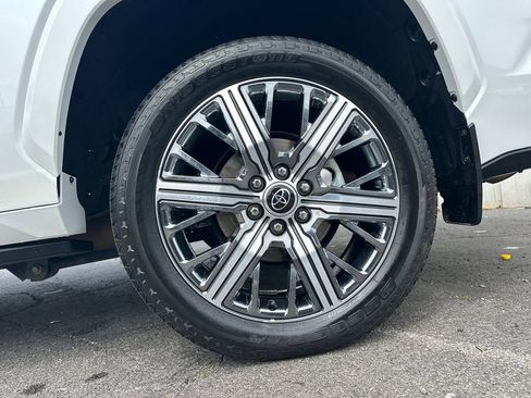 Used 2024 Toyota Sequoia 2WD image 20
