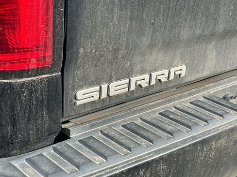 Used 2014 GMC Sierra 1500 SLT w/ All-Terrain Package AWD/4WD image 5