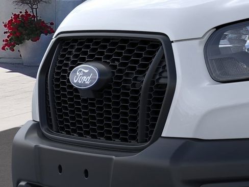 New 2026 Ford Transit 250 Low Roof RWD image 17