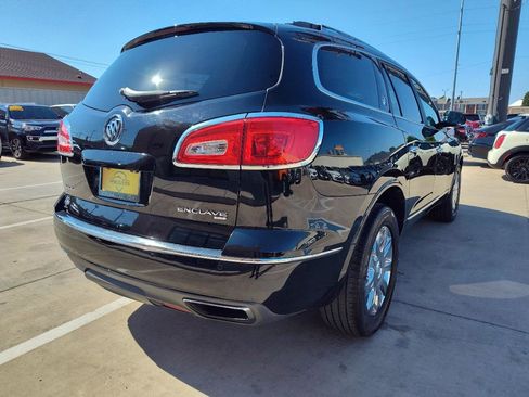 Used 2017 Buick Enclave Premium AWD/4WD image 4