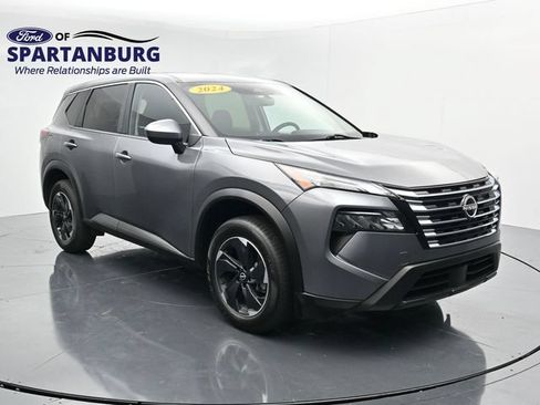 Used 2024 Nissan Rogue SV AWD/4WD image 1