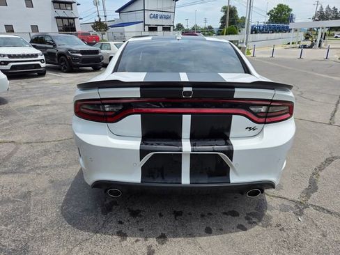 Used 2022 Dodge Charger R/T w/ Driver Convenience Group RWD image 8