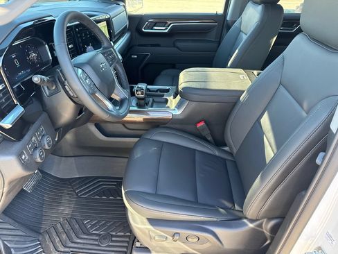 New 2026 Chevrolet Silverado 1500 RST w/ RST All Star Premium Package AWD/4WD image 15