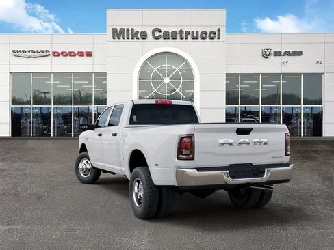 New 2026 RAM 3500 Tradesman w/ Chrome Appearance Group A AWD/4WD image 4