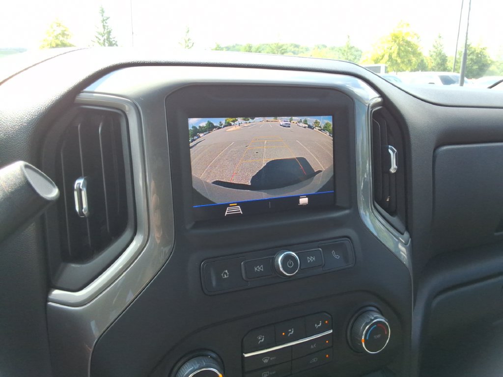 Certified 2022 Chevrolet Silverado 2500 Custom w/ Custom Value Package AWD/4WD image 32