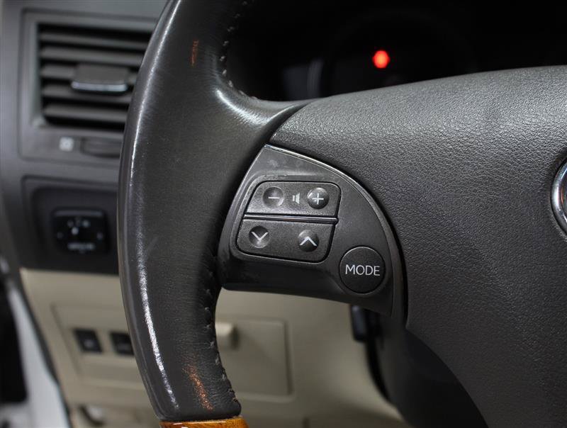 Used 2010 Lexus ES 350 w/ Preferred Accessory Package FWD image 10