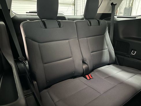 Used 2025 Ford Explorer Active image 60