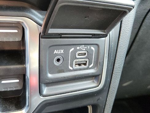 Used 2021 Jeep Wrangler Unlimited Willys image 21