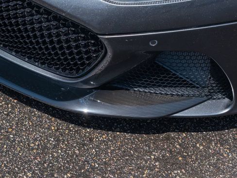 Used 2020 Aston Martin DBS Superleggera Volante RWD image 12