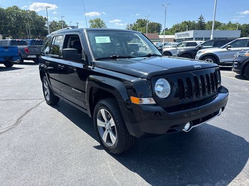 Used 2016 Jeep Patriot High Altitude AWD/4WD image 4