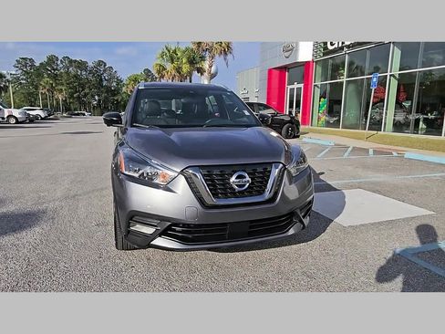 Used 2020 Nissan Kicks SR w/ SR Premium Package image 20