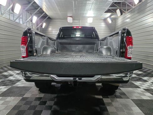 Used 2020 RAM 2500 Tradesman w/ Chrome Appearance Group image 10