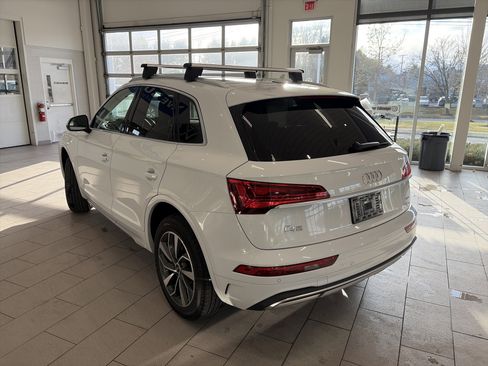Used 2021 Audi Q5 Premium Plus image 7