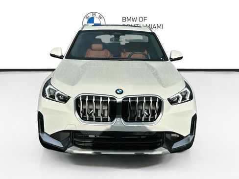 New 2027 BMW X1 xDrive28i w/ Convenience Package AWD/4WD image 2