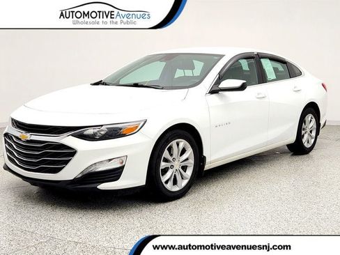 Used 2023 Chevrolet Malibu LT w/ Driver Confidence Package FWD image 1