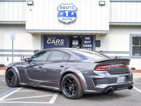 Used 2021 Dodge Charger SRT Hellcat RWD image 3