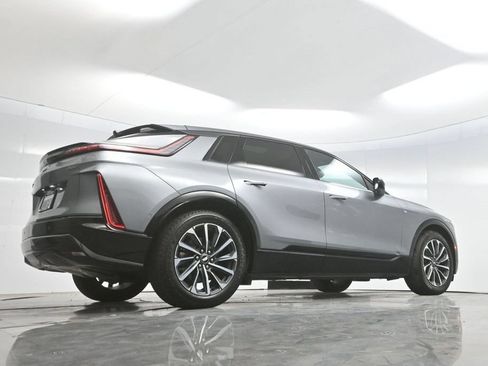 Used 2024 Cadillac Lyriq Sport RWD image 60
