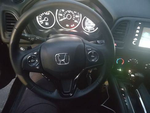 Certified 2022 Honda HR-V Sport image 25