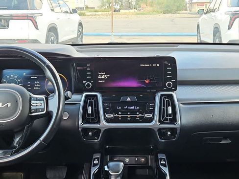 Used 2023 Kia Sorento SX AWD/4WD image 14