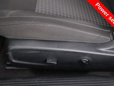 Used 2017 Dodge Challenger R/T w/ Blacktop Package RWD image 19