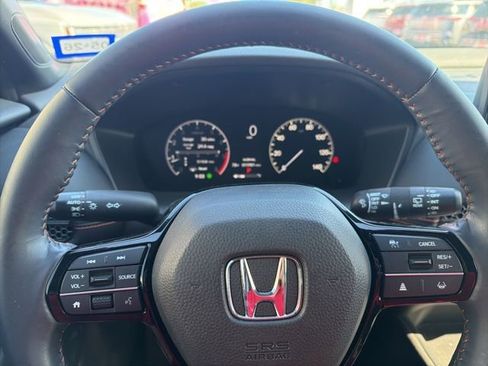Used 2024 Honda HR-V Sport image 12