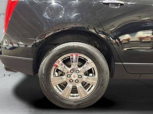 Used 2015 Cadillac SRX Luxury w/ Driver Awareness Package image 35