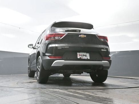 Used 2025 Chevrolet TrailBlazer LT w/ Driver Confidence Package image 58