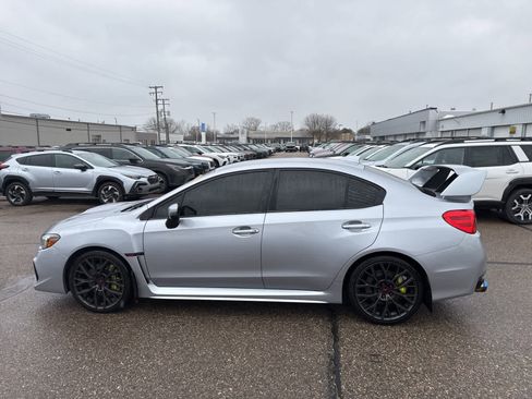 Used 2019 Subaru WRX STI image 12