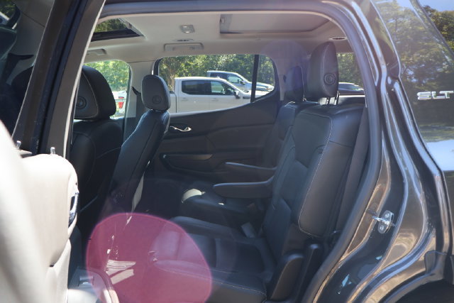 Used 2019 GMC Acadia SLT w/ Black Edition AWD/4WD image 19
