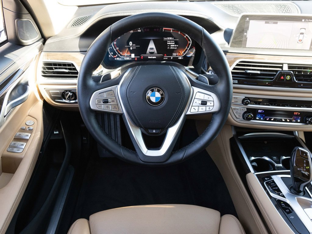 Used 2021 BMW 750i xDrive w/ Luxury Rear Seating Package AWD/4WD image 45