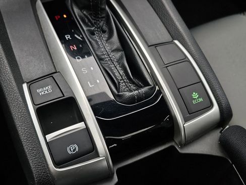 Used 2018 Honda Civic EX image 27