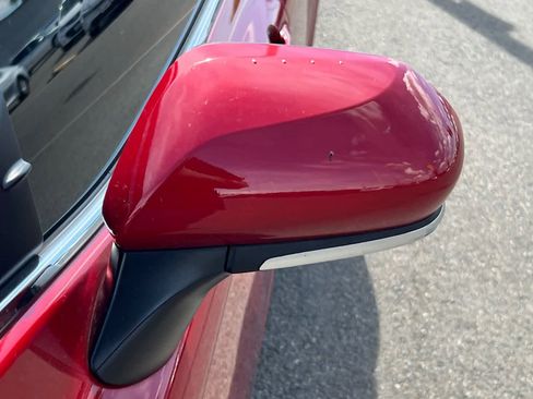 Used 2025 Toyota Camry XLE image 9