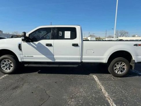 Used 2022 Ford F350 XLT w/ XLT Value Package AWD/4WD image 5