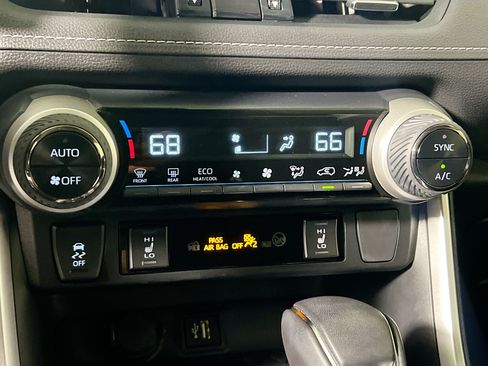 Used 2025 Toyota RAV4 XLE Premium w/ Weather Package AWD/4WD image 26