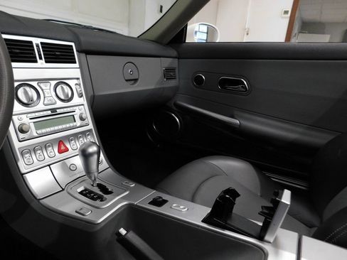Used 2005 Chrysler Crossfire Limited RWD image 77