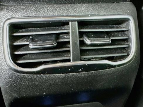 Used 2022 Hyundai Santa Fe SEL AWD/4WD image 30