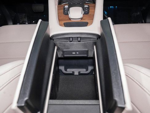 Certified 2025 Mercedes-Benz GLE 350 4MATIC image 26