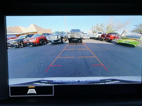 Used 2023 GMC Terrain SLT w/ Elevation Edition FWD image 15