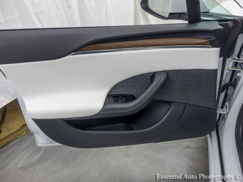 Used 2022 Alfa Romeo Stelvio Ti image 36