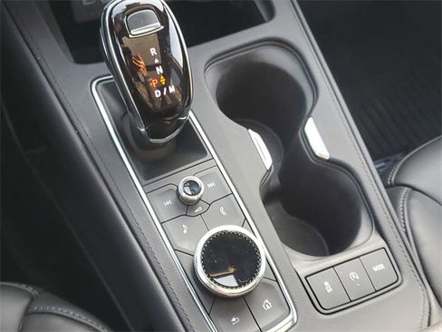 Certified 2023 Cadillac XT4 Premium Luxury w/ Cold Weather Package image 23