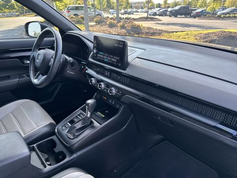 Used 2024 Honda CR-V Sport Touring image 31