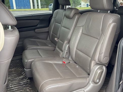 Used 2016 Honda Odyssey EX-L image 3