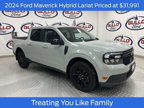 Used 2024 Ford Maverick Lariat w/ Black Appearance Package FWD image 1