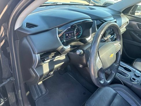 Used 2020 Chevrolet Traverse Premier w/ Redline Edition AWD/4WD image 20