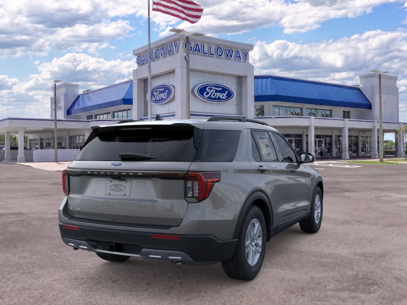 New 2026 Ford Explorer Active w/ Active Comfort Package RWD image 8