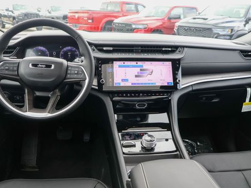 New 2026 Jeep Grand Cherokee L Limited image 20